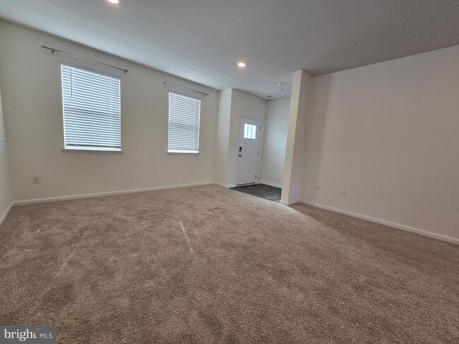 Building Photo - 172 Fellowship Dr