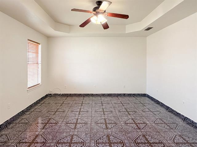 Building Photo - 1202 Spell Ave