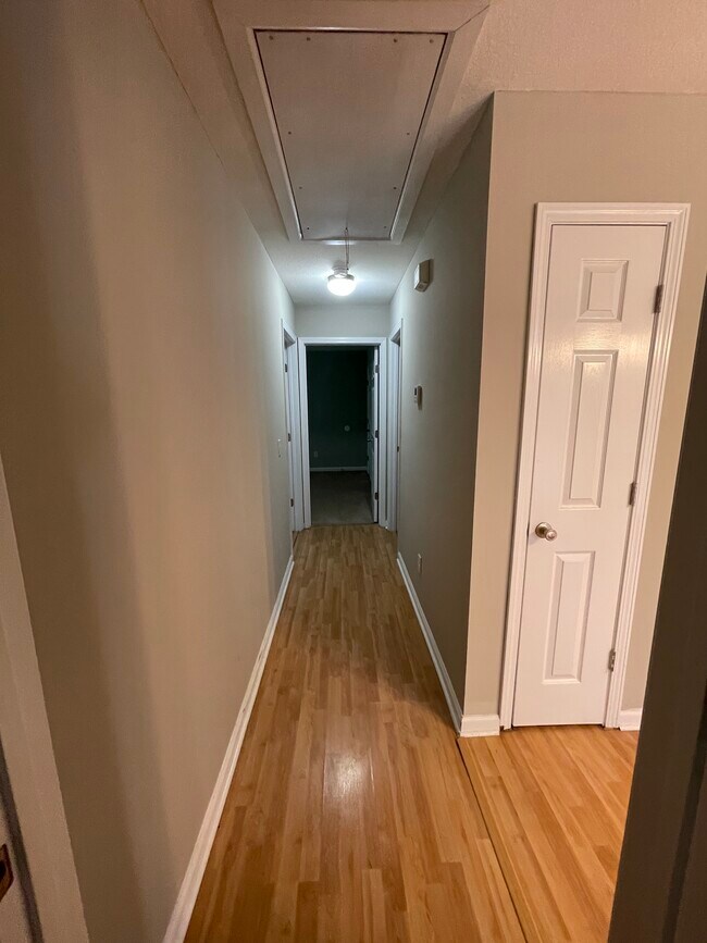 Building Photo - 5012 Scotch Pine Ave