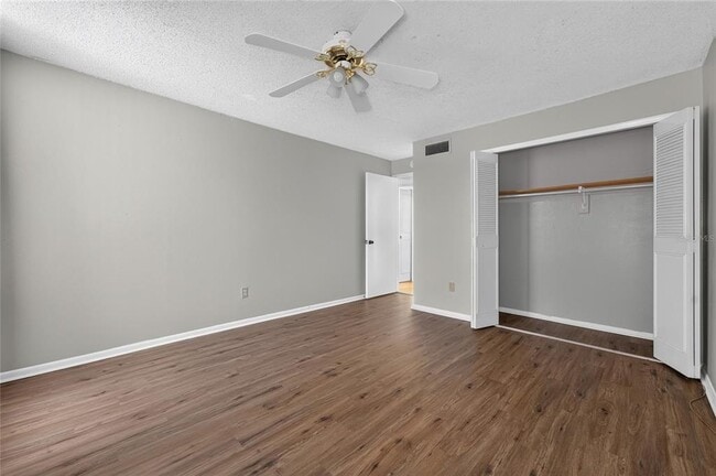 Building Photo - 510 Orange Dr