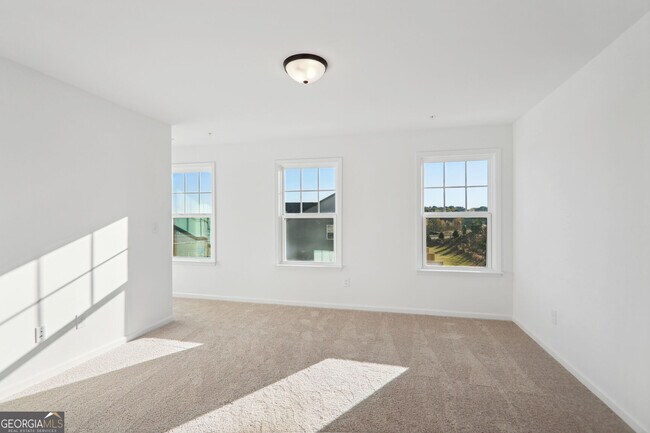 Building Photo - 727 Carmes Dr