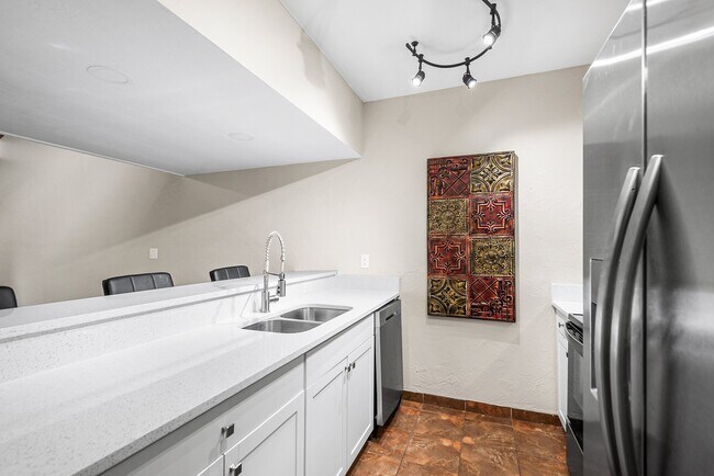 Building Photo - 4187 Abbey Ct