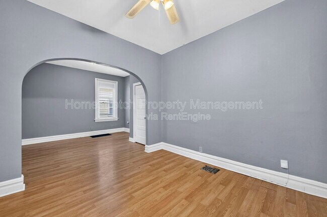 Building Photo - 4446 Itaska St