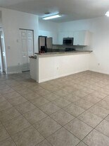 Building Photo - 4911 SW 140th Ter