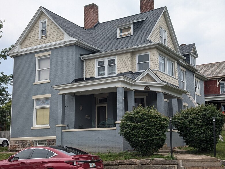 Building Photo - 45 Ben Lomond St