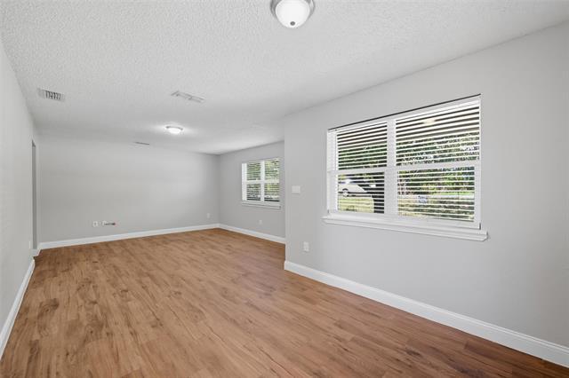 Building Photo - 1166 S State Hwy 78