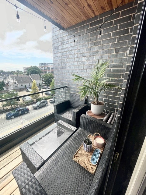 Building Photo - 2508 W Diversey Ave