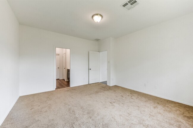 Building Photo - 21218 George Vancouver Ct