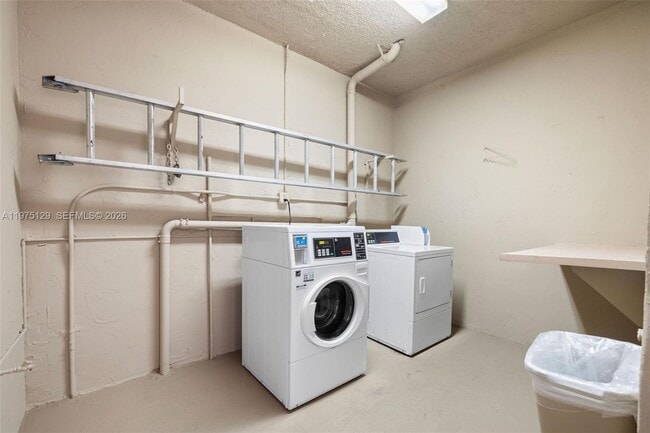 Building Photo - 7701 Camino Real