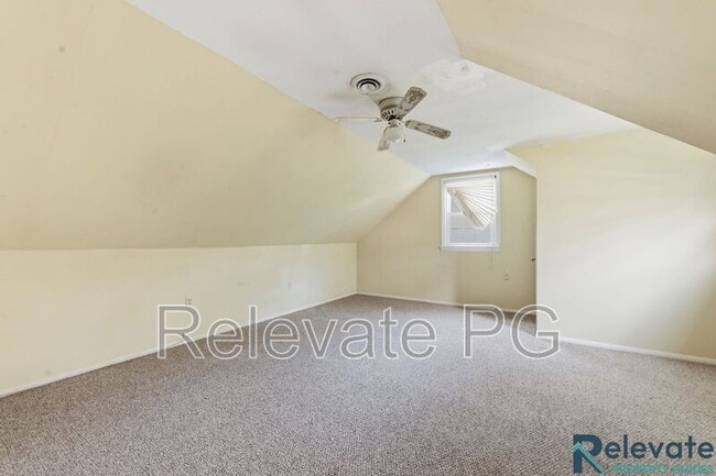 Building Photo - 8903 Freestone Ave