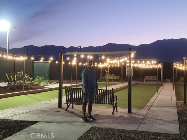 Building Photo - 82 Burgundy