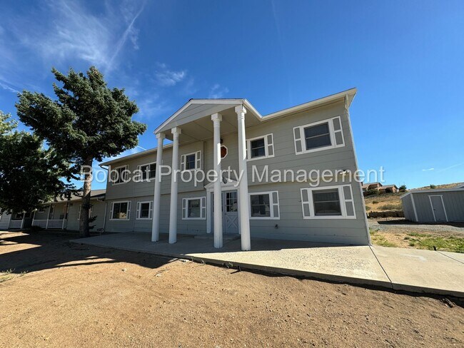 Building Photo - Unique Duplex on the South Side of Carson City - Near Tons of Shopping