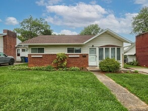 Building Photo - 3 Bedroom Single Family Home in Camp Hill