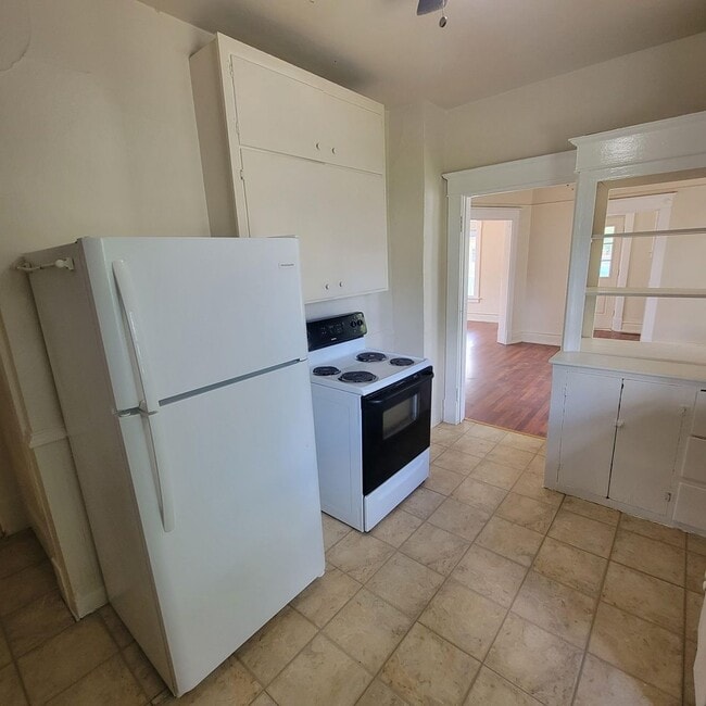 Building Photo - 3BR/1BA North Gonzaga Area Home