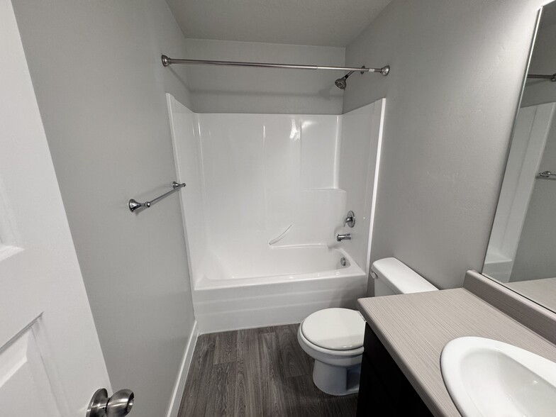 Building Photo - 14541 S Juniper Shade Dr