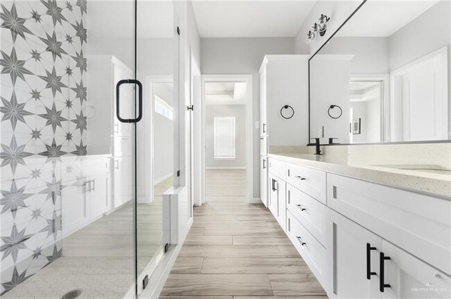 Building Photo - 16 Rabbit Run Ave