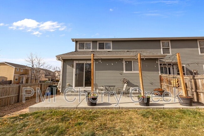 Building Photo - 9328 Garfield Way