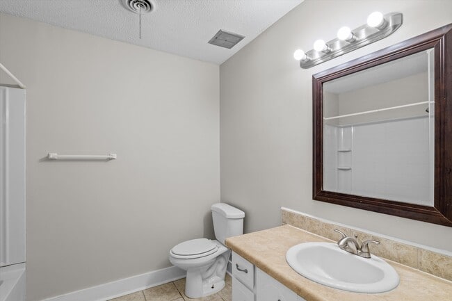 Building Photo - 119 Sunnywood Dr