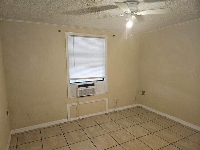 Building Photo - 4019 E Michigan St