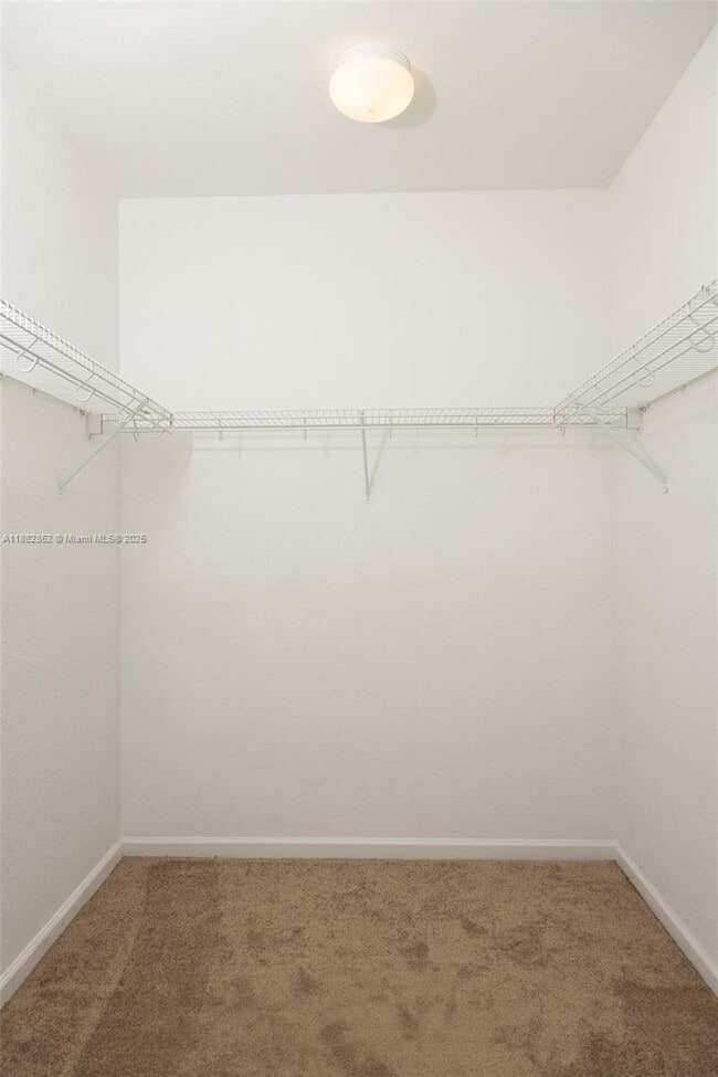 Building Photo - 5662 Enclave Pl