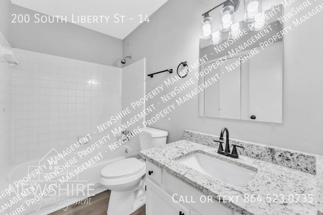 Building Photo - 200 S Liberty St