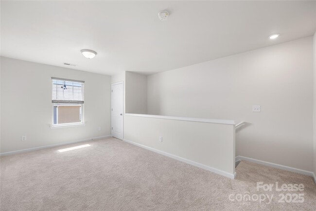 Building Photo - 15235 Wrights Crossing Dr