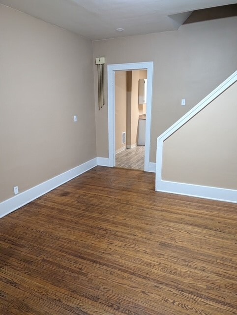 Building Photo - 615 Magee Ave