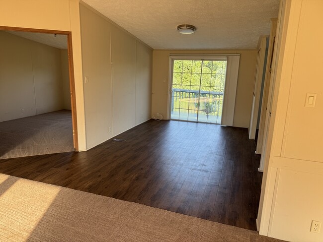 Building Photo - 118 Hoston Dr