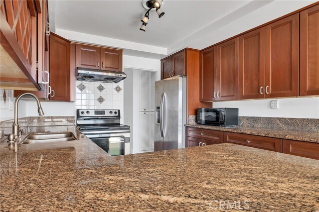 Building Photo - 32614 Coastsite Dr