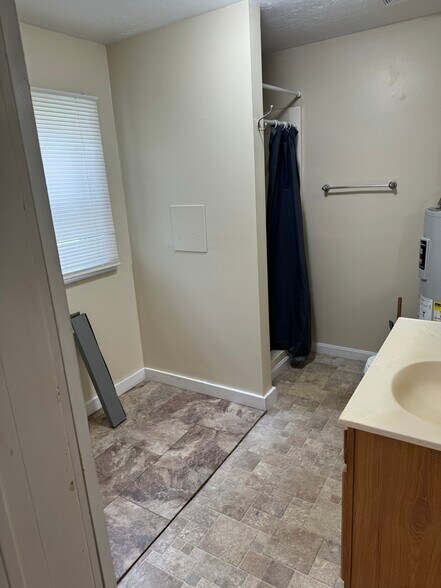 Building Photo - 741 Carlisle St