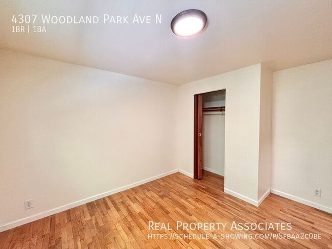 Building Photo - 4307 Woodland Park Ave N