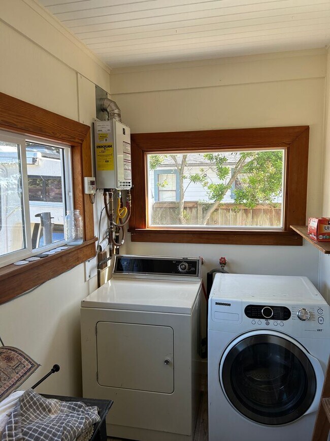 Building Photo - Charming 4-Bedroom Home Near Cal Poly Humb...