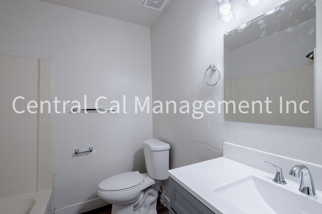 Building Photo - 1244 Virginia Ave