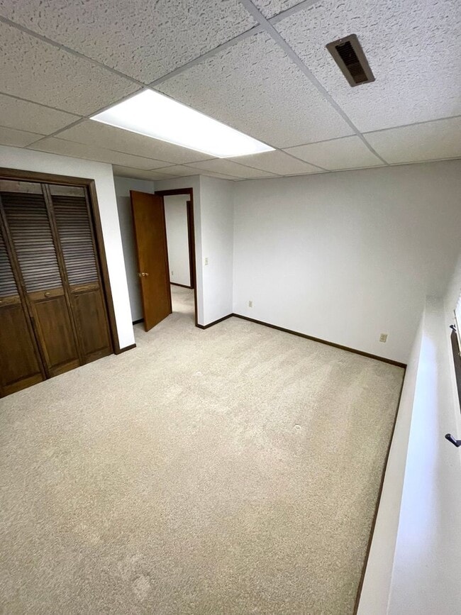 Building Photo - ~ RENT SPECIAL ~ HOLIDAY MERRINESS ~ Beautiful 4 bedroom cul-de-sac home for rent!