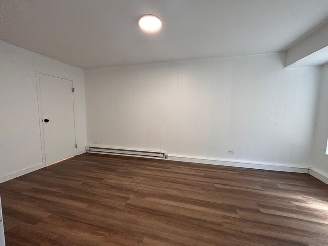 Building Photo - 3357 S Flamingo Way