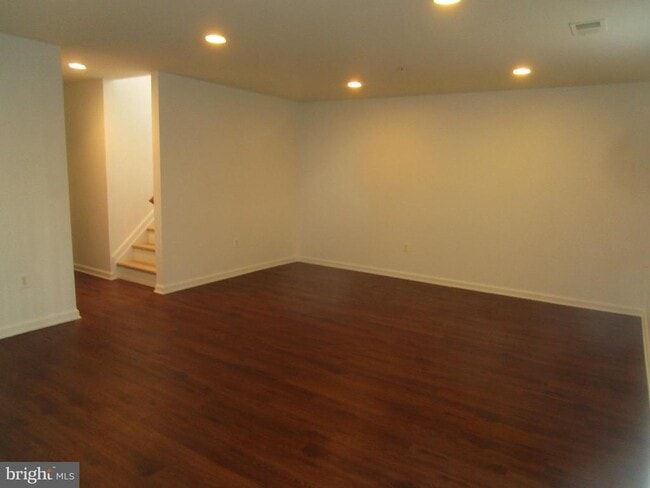 Building Photo - 3518 Fisher Hill Rd