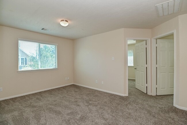 Building Photo - 14511 Roaring Fork Ln
