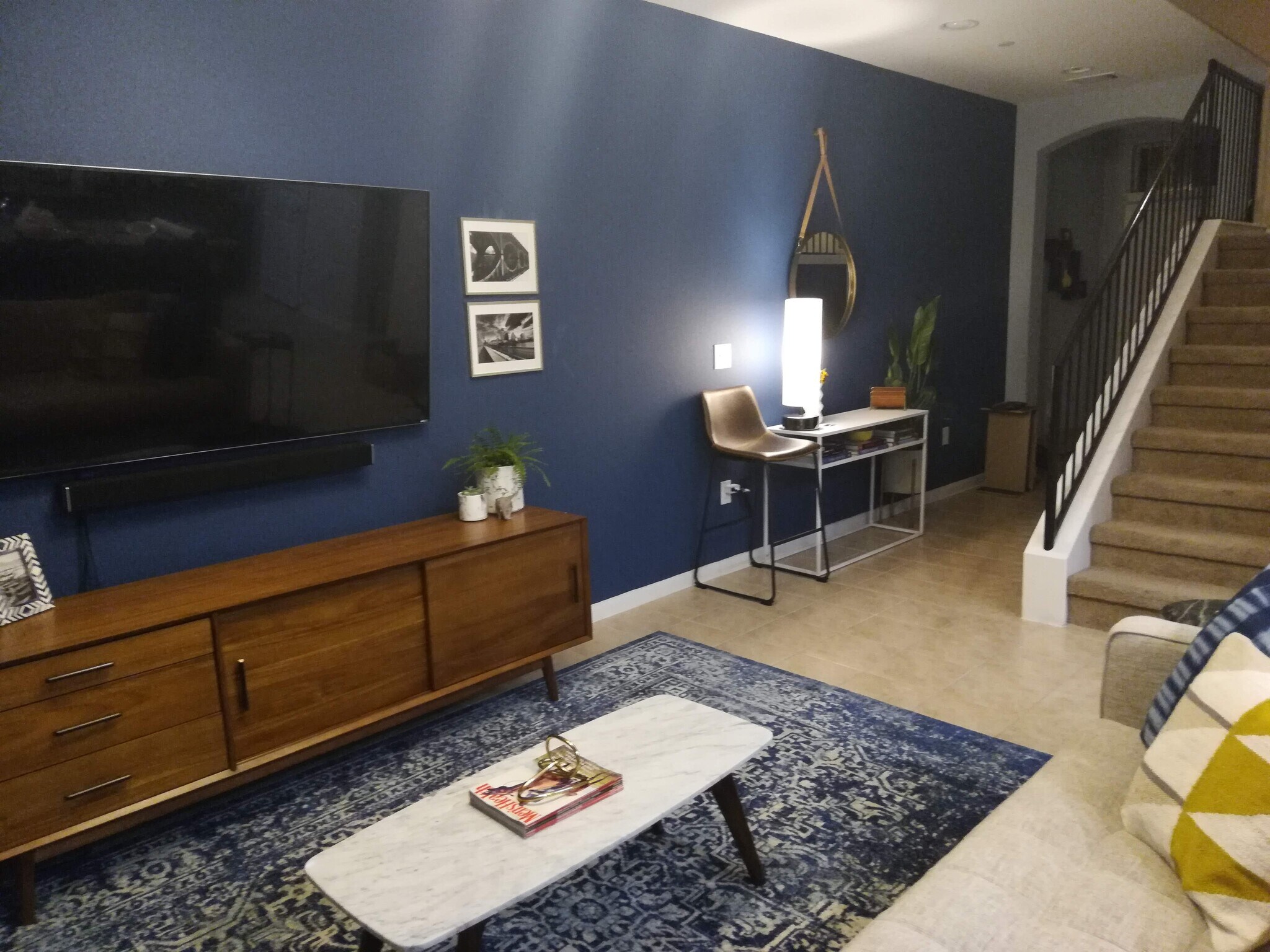 Building Photo - 2880 Donnell Dr