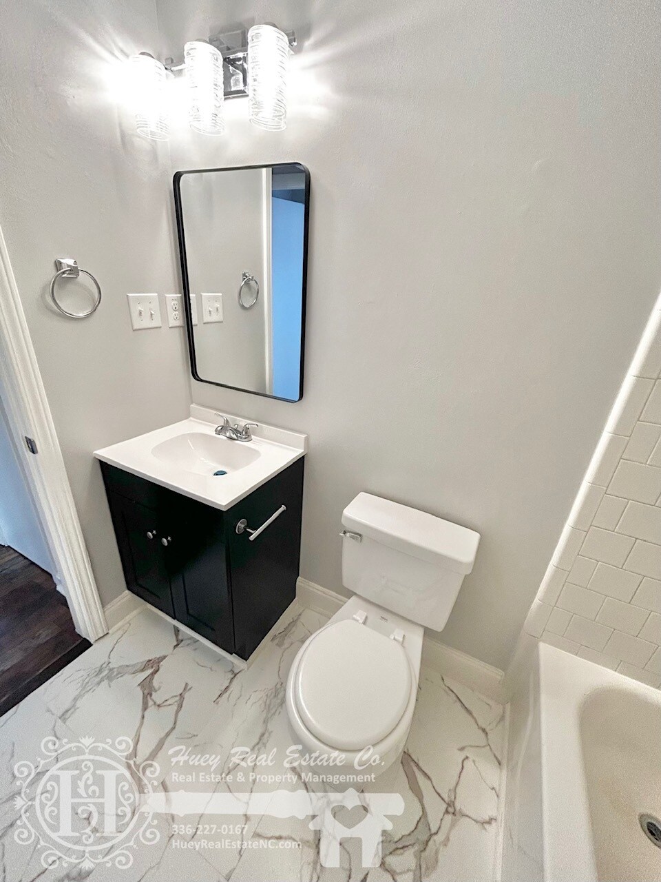 Building Photo - 201 E Gilbreath St