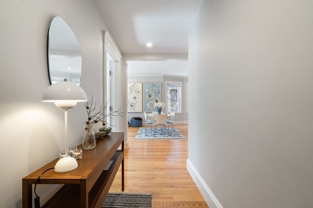 Building Photo - 35 Upland Rd