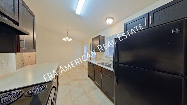 Building Photo - 144 Lonnie Jack Dr