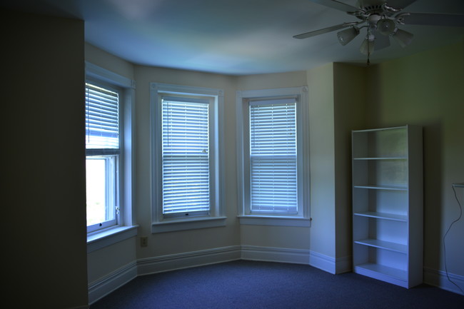 Large bedroom bay window - 1617 W Grace St