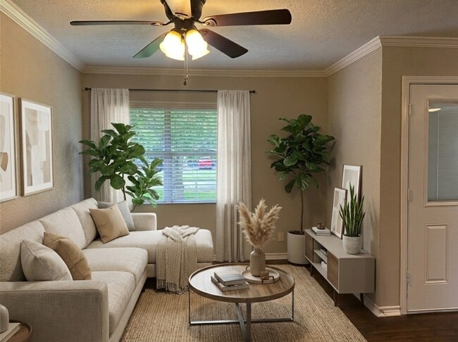 Building Photo - 518 Big Deer Dr