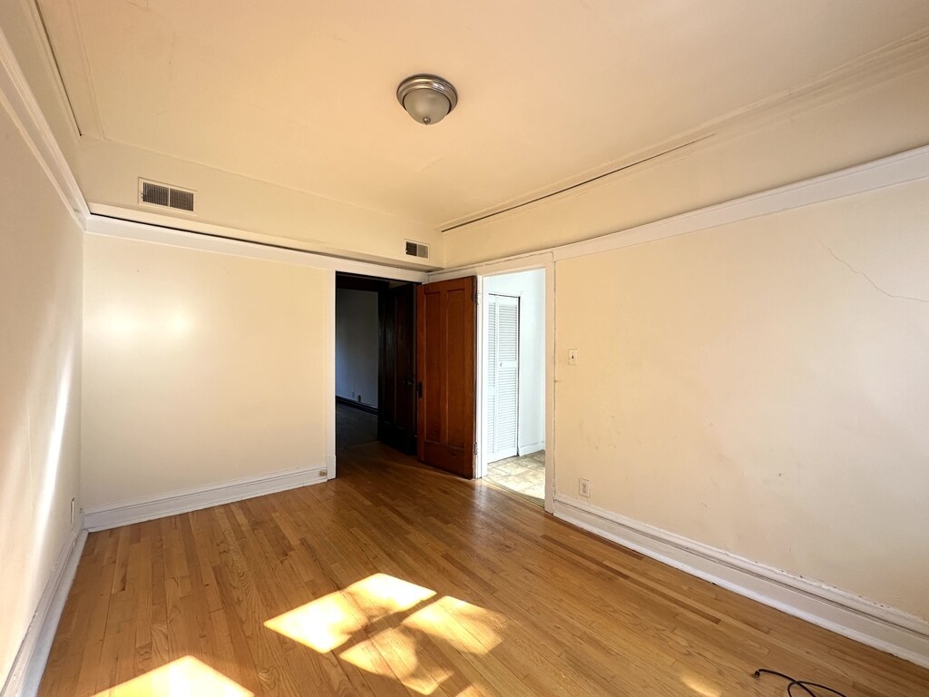 Building Photo - 2520 N Kedzie Blvd