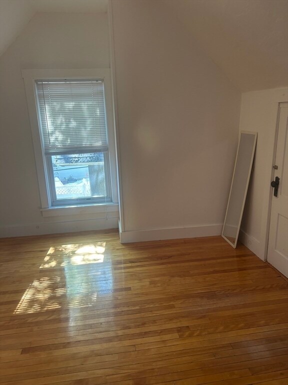 Building Photo - 123 Mayfield St