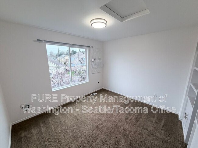 Building Photo - 1725 SW 346th Pl