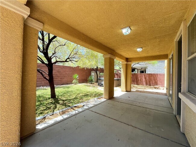 Building Photo - 5547 Fairmeade Way