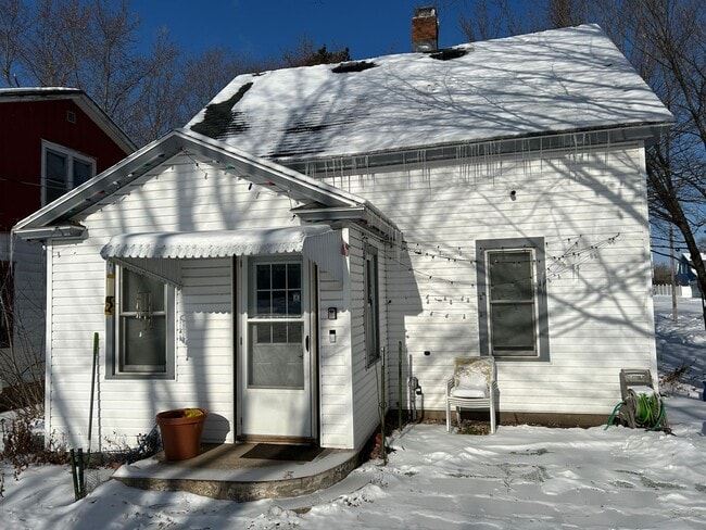 Building Photo - Cute 1 Bed, 1 Bath home in Crosby - Includ...