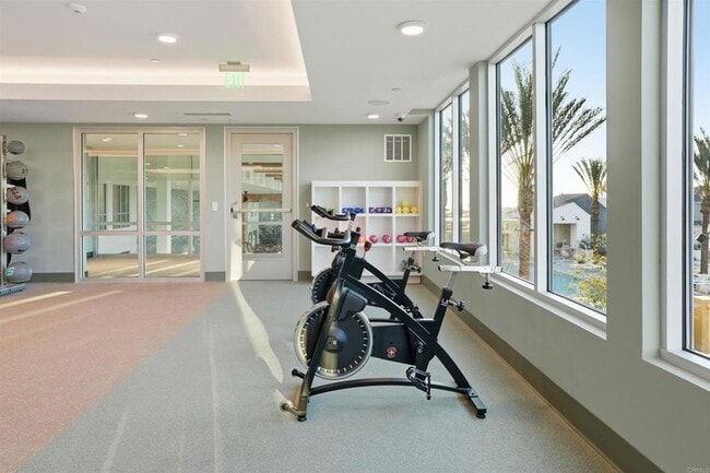 Building Photo - 6040 Radiant Ct