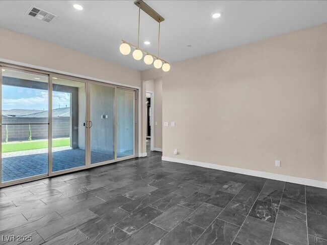 Building Photo - 11837 Grassy Pln Ave